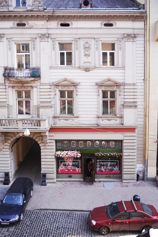 Apartment On Svobody Avenue Lviv Exterior photo